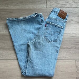 Levi's Ribcage Bell Jeans